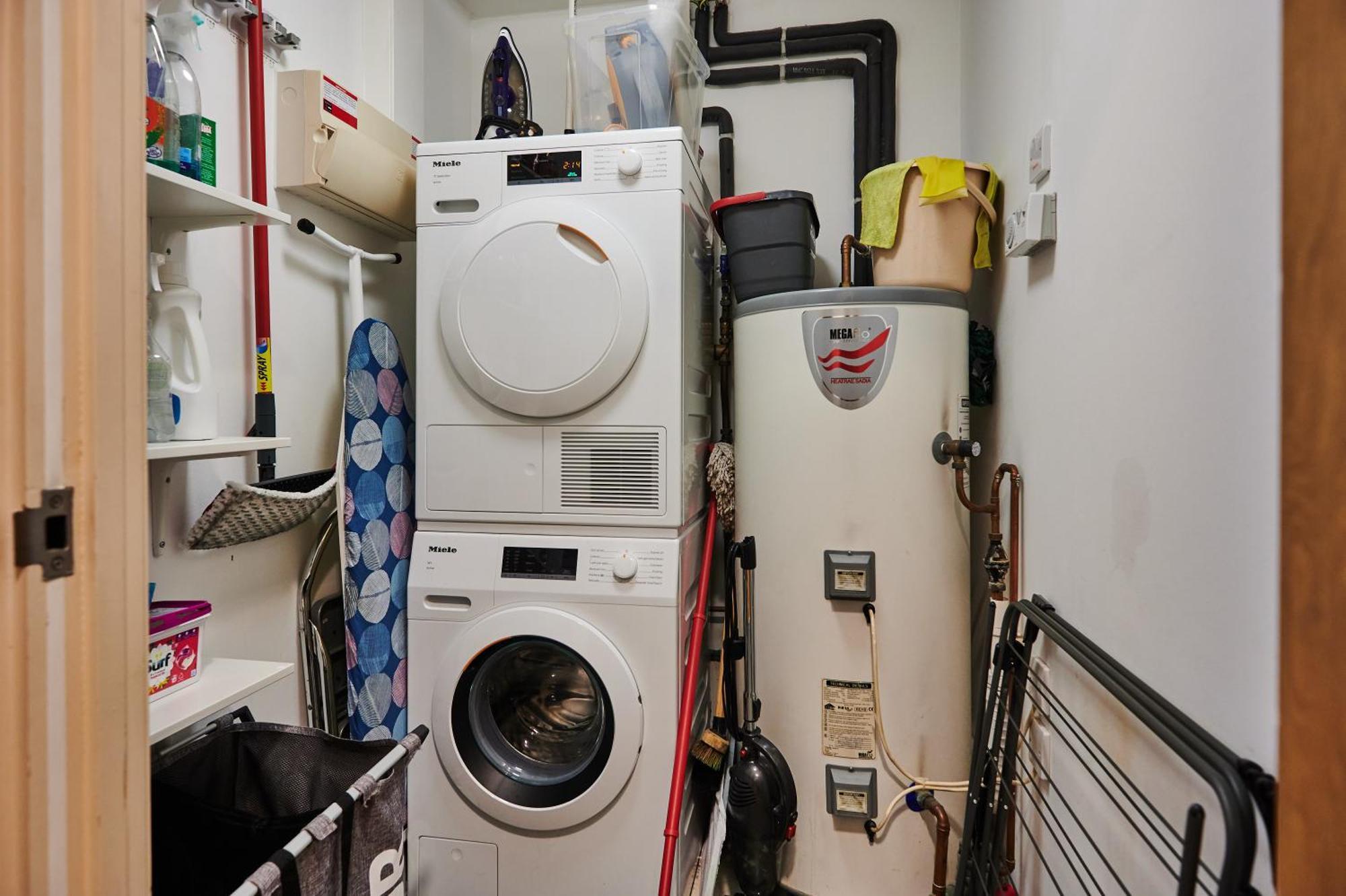Bright 2 Bedroom Flat In Old Street With Balcony London Exterior photo