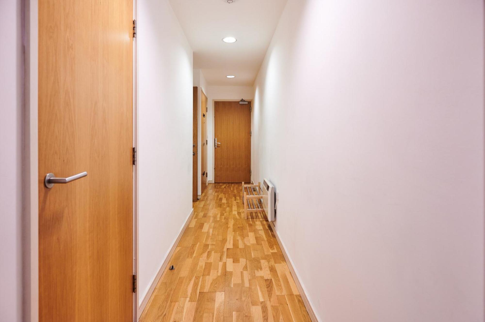 Bright 2 Bedroom Flat In Old Street With Balcony London Exterior photo